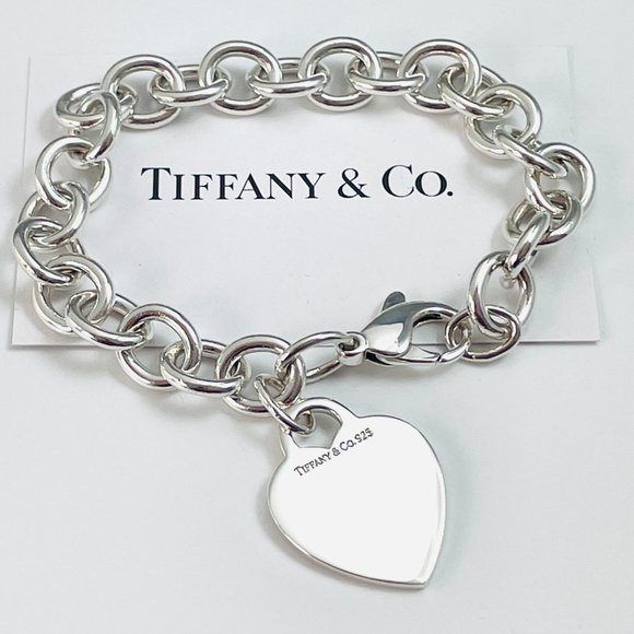 8.5" Tiffany & Co Classic Blank Heart Tag Charm Bracelet in Sterling Silver - Picture 2 of 6